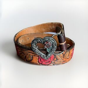 Vintage Y2K 90's  Cowgirl Red Rose Tooled Or Embossed Leather Belt Made In USA